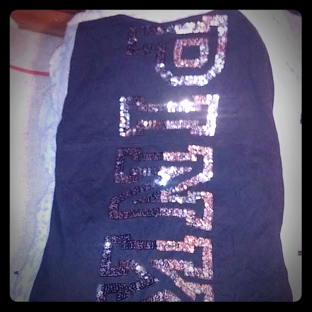 Va pink long sleeve